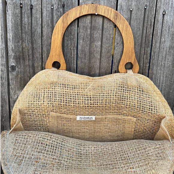 Philippine Floral Raffia Purse Embroidered Wooden Handle Handmade‎ - Picture 5 of 8